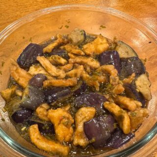 . 本日のおすすめ なすと鶏肉のねぎだれ漬け ゴーヤの佃煮 本日…